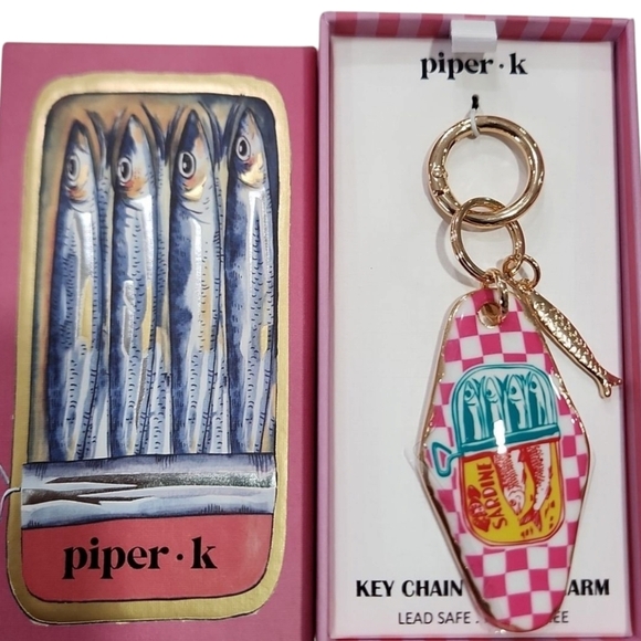 🔹️Piper K🔹️ Sardines Fish Print Keychain Bag Charm - Picture 7 of 7